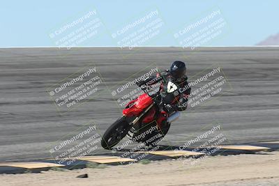 media/Oct-13-2025-Moto Forza (Mon) [[a66d839500]]/4-C Group/Session 2 (Bowl)/